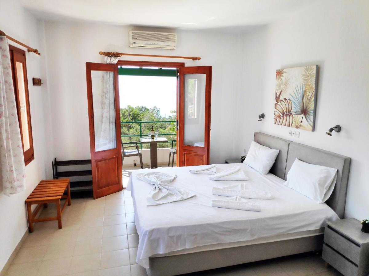 מאראת'וקאמפוס Sunflowers Apartments מראה חיצוני תמונה